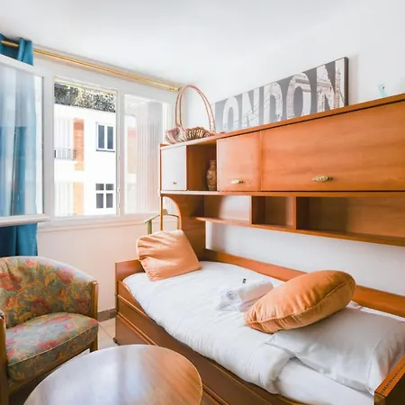 Guestready - Industrial Pigalle Studio Near Moulin Rouge Apartment Paris